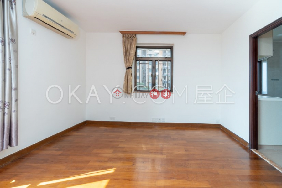 Efficient 3 bedroom with balcony & parking | For Sale, 180 Pok Fu Lam Road | Western District | Hong Kong, Sales, HK$ 19M
