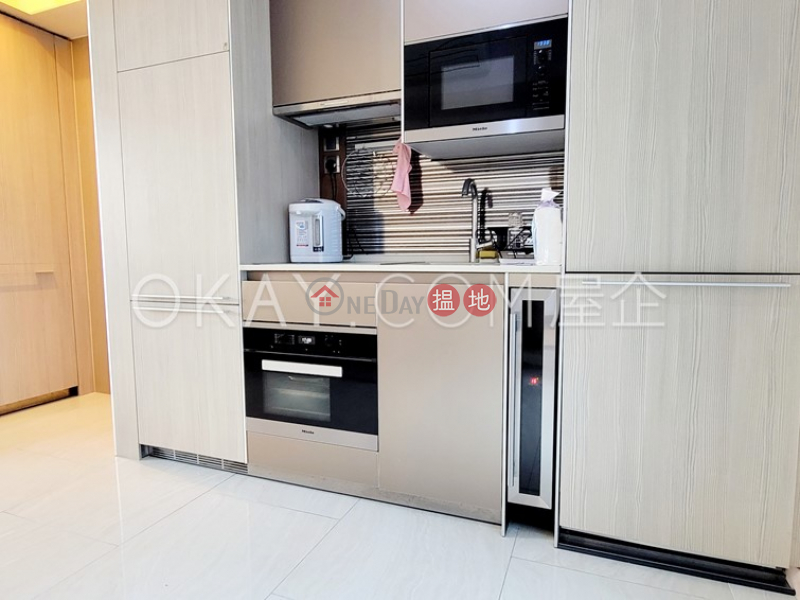 HK$ 34,000/ month King\'s Hill Western District Charming 2 bedroom on high floor with balcony | Rental