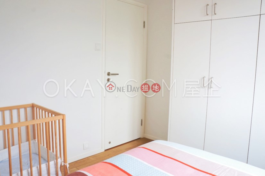 Unique 2 bedroom on high floor with parking | For Sale | Tai Hang Terrace 大坑台 Sales Listings