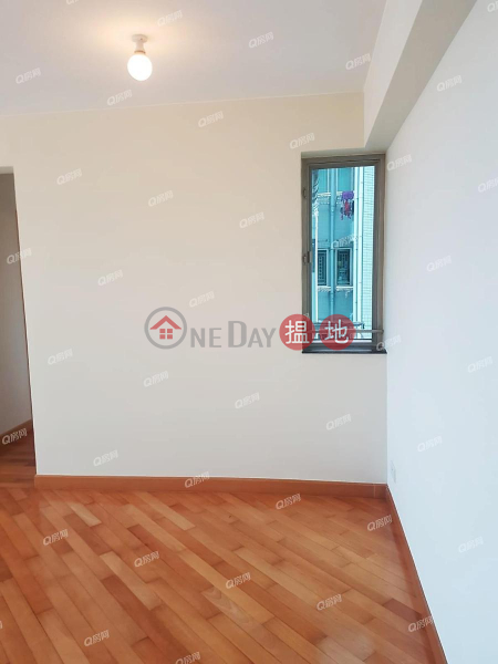 Property Search Hong Kong | OneDay | Residential | Rental Listings Sham Wan Towers Block 2 | 3 bedroom High Floor Flat for Rent