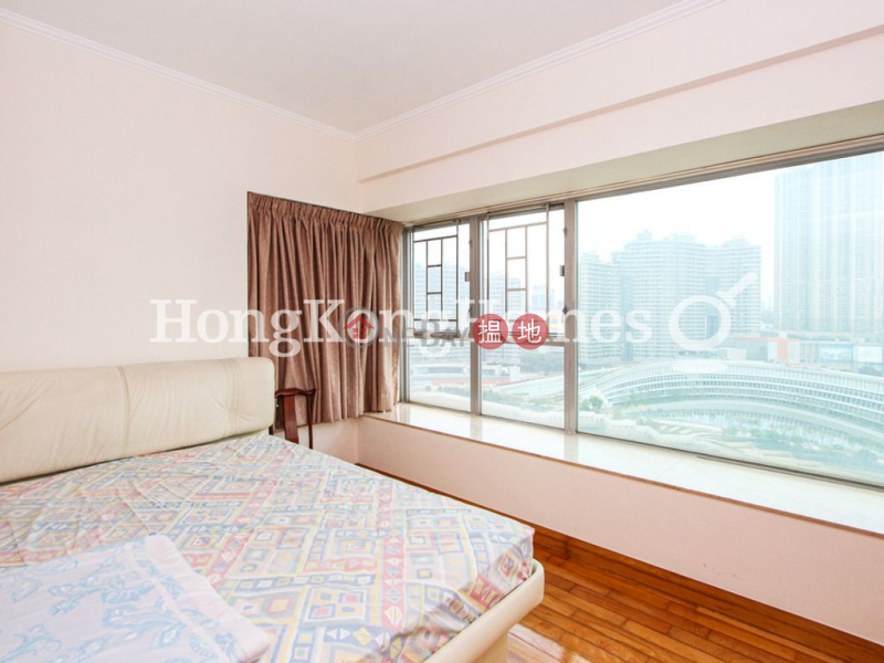 3 Bedroom Family Unit at The Waterfront Phase 1 Tower 3 | For Sale, 1 Austin Road West | Yau Tsim Mong, Hong Kong | Sales | HK$ 26.8M