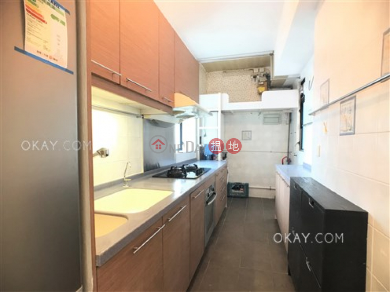 Unique 2 bedroom on high floor | For Sale | Ying Piu Mansion 應彪大廈 Sales Listings
