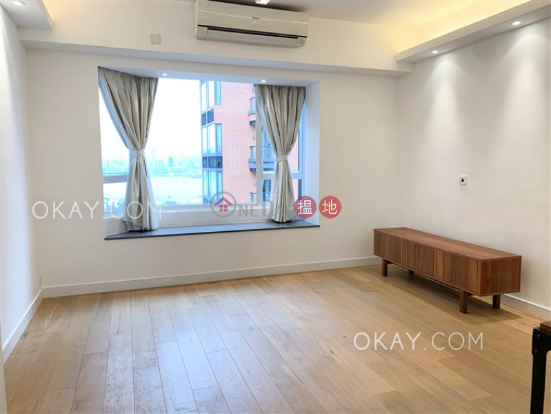Tasteful 2 bedroom on high floor with harbour views | Rental | 1 Tai Hang Road 大坑道1號 Rental Listings