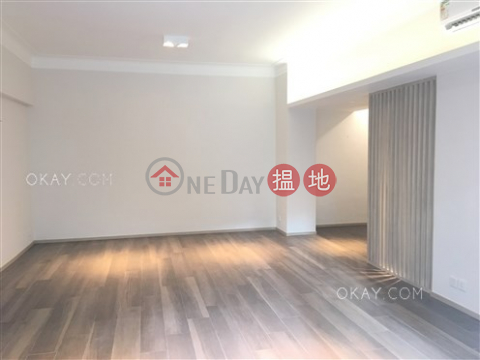 Tasteful 3 bedroom with balcony | Rental, Grosvenor House 高雲大廈 | Central District (OKAY-R294340)_0