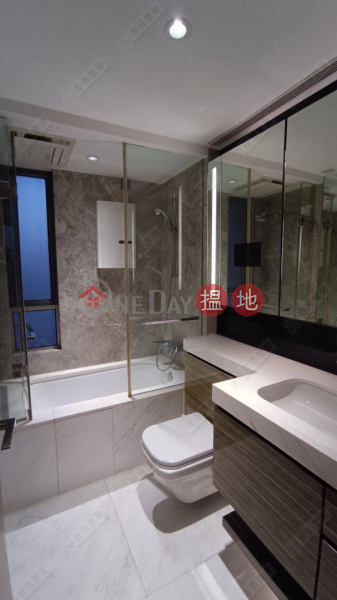 Property Search Hong Kong | OneDay | Residential Sales Listings, Three bedrooms and one apartment in Harbour Pinnacle