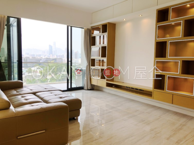 Property Search Hong Kong | OneDay | Residential Sales Listings | Gorgeous 3 bedroom on high floor with balcony & parking | For Sale