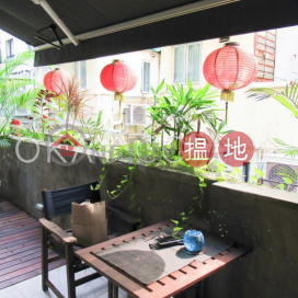 Cozy with terrace in Sheung Wan | For Sale