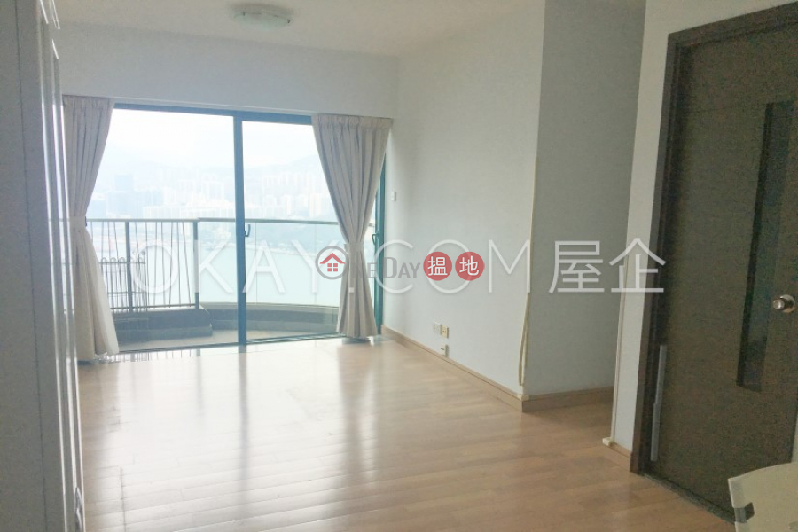 Charming 3 bed on high floor with sea views & balcony | For Sale | Tower 1 Grand Promenade 嘉亨灣 1座 Sales Listings