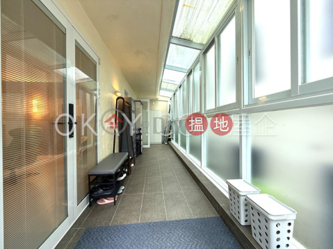 Nicely kept house with rooftop, terrace & balcony | For Sale | Kai Ham Tsuen 界咸村 _0
