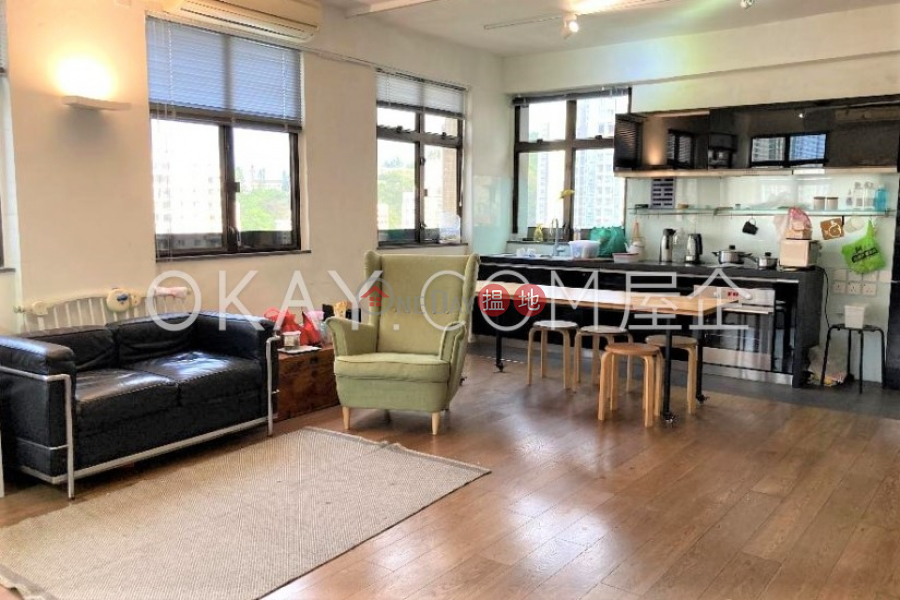HK$ 13.8M, Douvres Building, Eastern District | Unique 2 bedroom on high floor with rooftop | For Sale