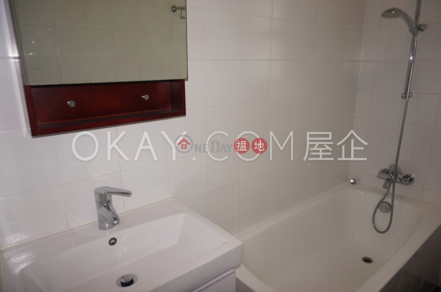 Exquisite 3 bedroom with balcony & parking | For Sale | 8-16 Cape Road 環角道8-16號 Sales Listings