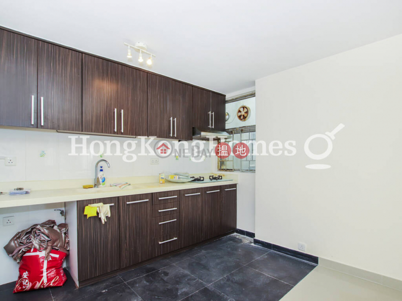 Property Search Hong Kong | OneDay | Residential | Rental Listings 3 Bedroom Family Unit for Rent at (T-48) Hoi Sing Mansion On Sing Fai Terrace Taikoo Shing