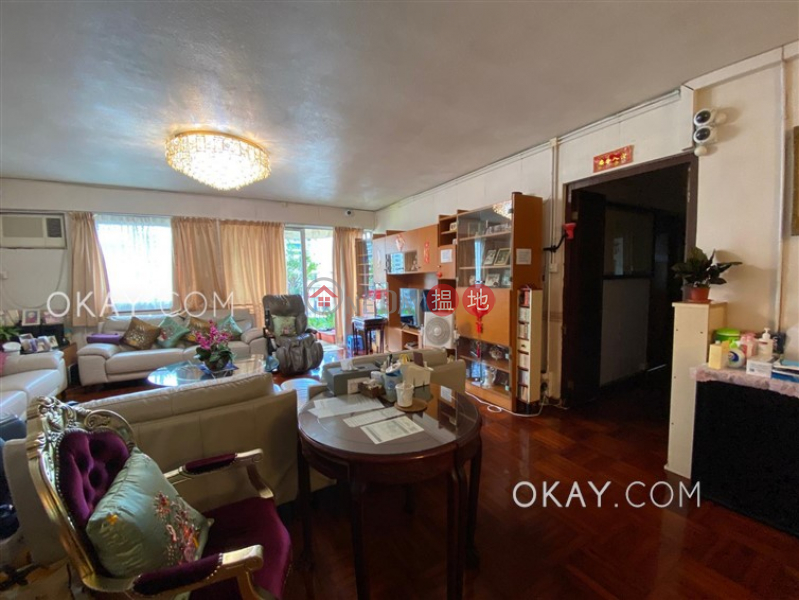 Exquisite 4 bedroom with balcony | For Sale | Pearl Gardens 明珠台 Sales Listings