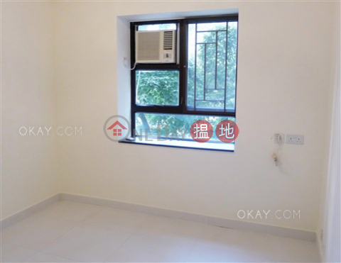 Nicely kept 3 bedroom with parking | For Sale | Gardenview Heights 嘉景臺 _0