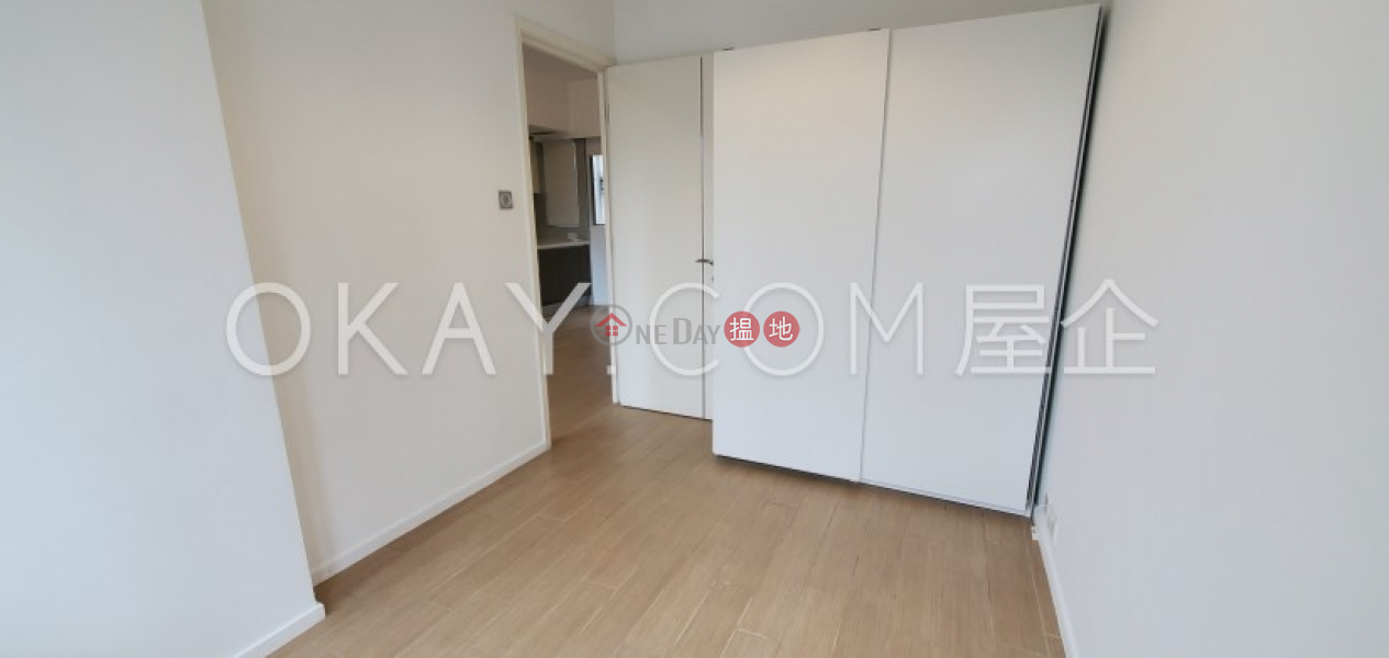 HK$ 31,000/ month, Soho 38 | Western District | Gorgeous 2 bedroom in Mid-levels West | Rental