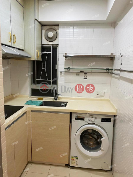 HK$ 16,800/ month Wharf Mansion | Eastern District | Wharf Mansion | 2 bedroom Mid Floor Flat for Rent