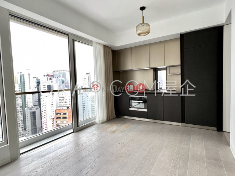 Nicely kept 1 bedroom with balcony | Rental | 28 Aberdeen Street 鴨巴甸街28號 Rental Listings