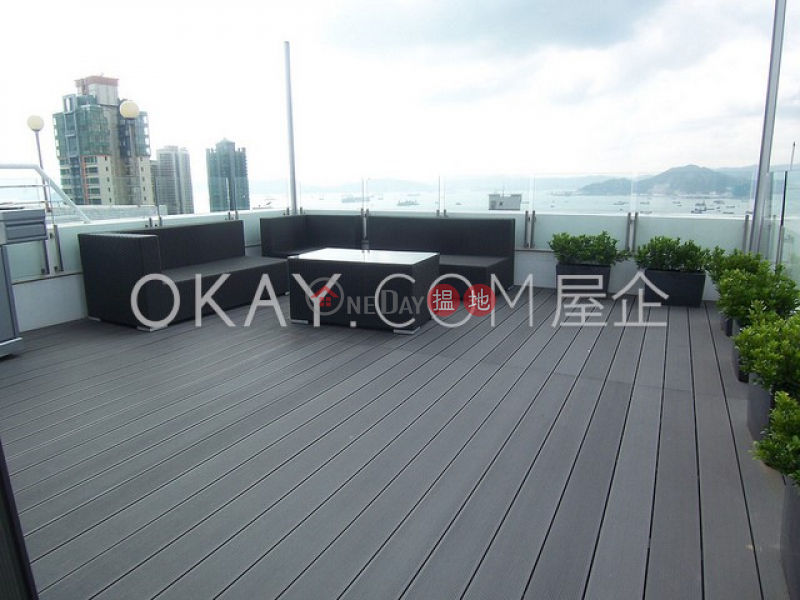 Property Search Hong Kong | OneDay | Residential Sales Listings | Stylish 2 bedroom on high floor with rooftop | For Sale