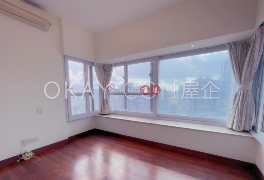 Rare 3 bedroom in Kowloon Station | For Sale | The Waterfront Phase 2 Tower 6 漾日居2期6座 Sales Listings