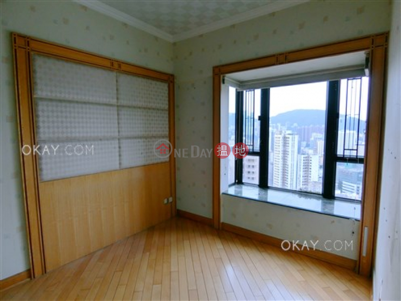 HK$ 42,000/ 月|豪廷峰-東區|3房2廁,極高層,星級會所,可養寵物《豪廷峰出租單位》