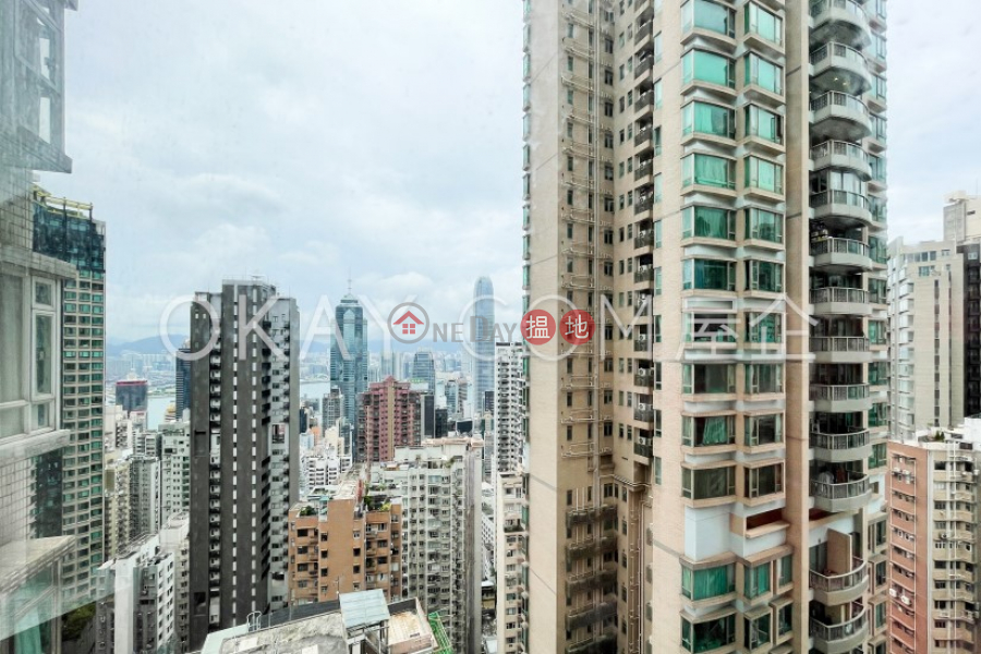 HK$ 14.9M Conduit Tower | Western District, Nicely kept 2 bedroom with parking | For Sale