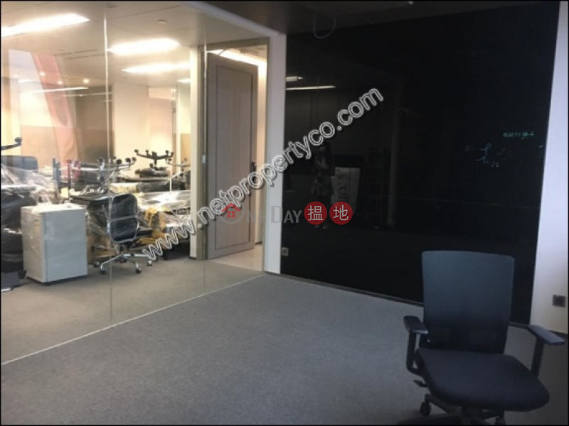 HK$ 99,084/ month | Times Square Tower 2 Wan Chai District, Scenic harbour view elegantly furnished office