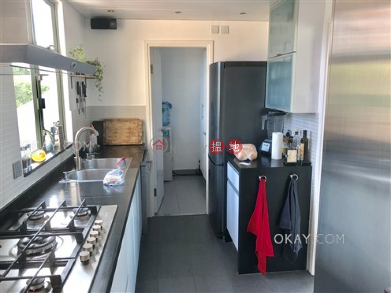 Efficient 3 bed on high floor with sea views & balcony | For Sale | Discovery Bay, Phase 8 La Costa, Block 16 愉景灣 8期海堤居 16座 Sales Listings