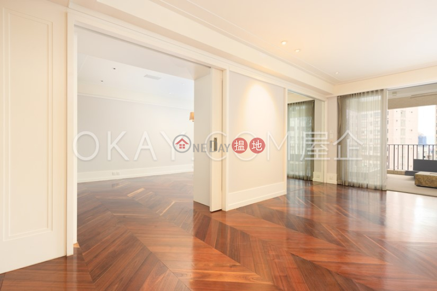 Efficient 3 bedroom with balcony & parking | For Sale | 3 Magazine Gap Road | Central District Hong Kong, Sales HK$ 165M