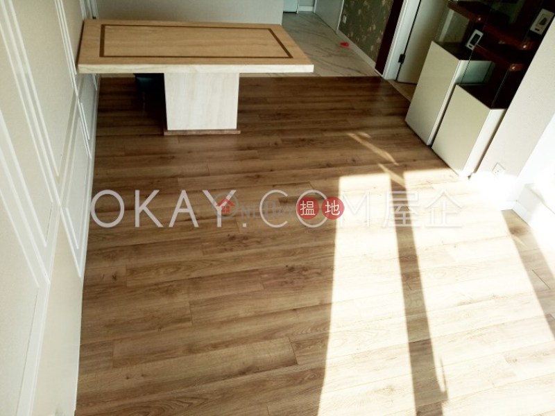 3房2廁,極高層,星級會所,連車位形品出售單位-38明園西街 | 東區香港-出售-HK$ 1,650萬