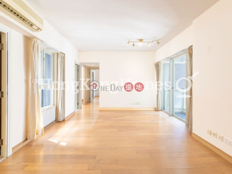 3 Bedroom Family Unit for Rent at Centrestage | Centrestage 聚賢居 Rental Listings