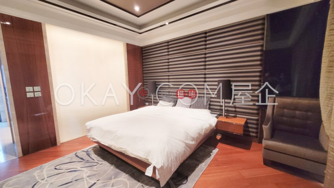Lovely 3 bedroom on high floor with balcony & parking | Rental | Block 1 The Grandeur 龍苑 1座 Rental Listings
