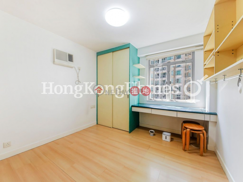 Property Search Hong Kong | OneDay | Residential | Rental Listings | 3 Bedroom Family Unit for Rent at Wing Cheung Court