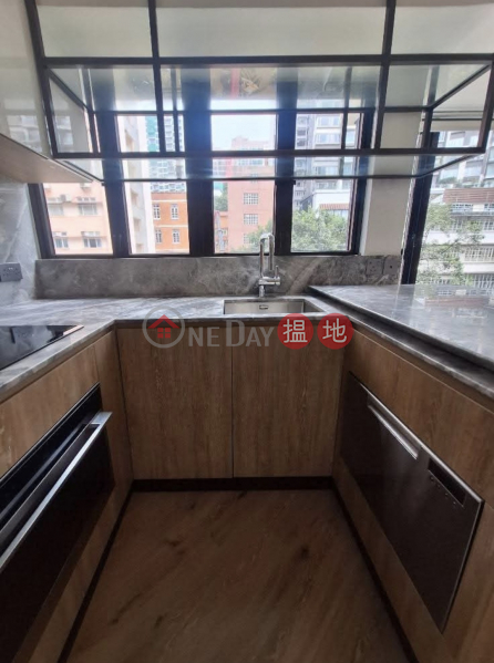 One Eleven Middle, Residential Rental Listings, HK$ 31,000/ month