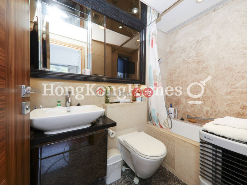 Property Search Hong Kong | OneDay | Residential Sales Listings | 3 Bedroom Family Unit at Serenade | For Sale