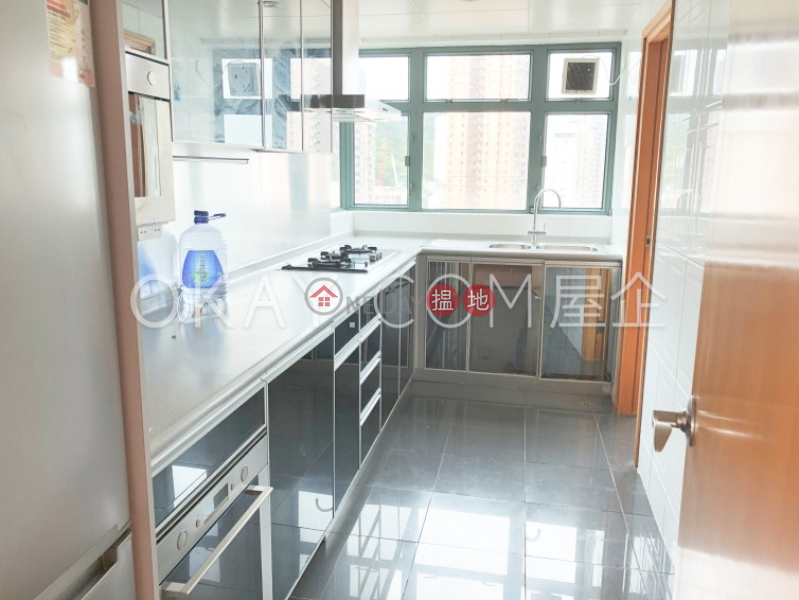 HK$ 68,000/ month | 80 Robinson Road Western District Exquisite 3 bedroom on high floor with harbour views | Rental