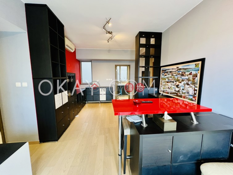 HK$ 47,000/ month The Austin | Yau Tsim Mong Stylish 3 bedroom on high floor with balcony | Rental