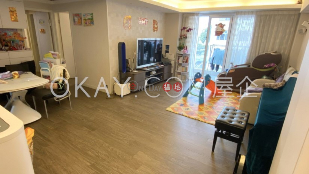 Lovely 3 bedroom with balcony & parking | For Sale | PHOENIX COURT 碧麗閣 Sales Listings