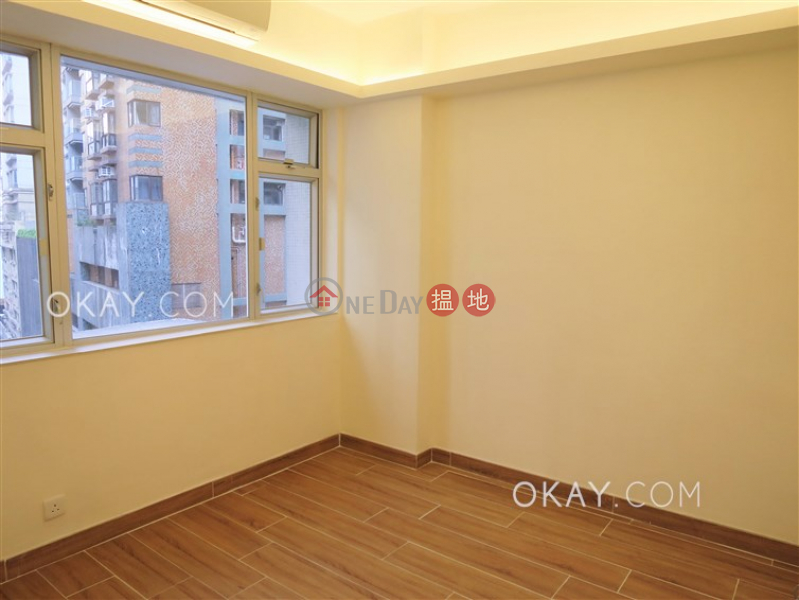 HK$ 26,000/ month, 10-12 Shan Kwong Road Wan Chai District Generous 2 bedroom in Happy Valley | Rental