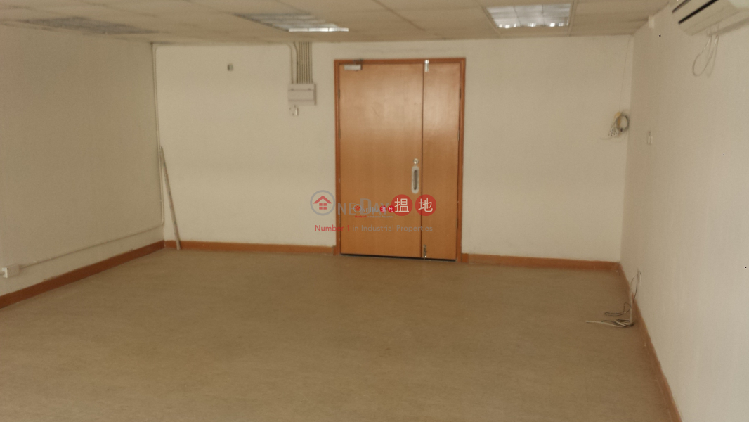 Hoover Ind Building, 26 Kwai Cheong Road | Kwai Tsing District, Hong Kong | Rental HK$ 8,500/ month