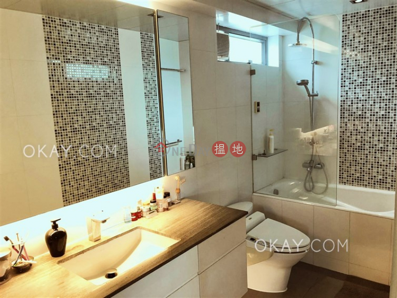 HK$ 52,000/ month, Y. Y. Mansions block A-D Western District, Charming 3 bedroom on high floor with parking | Rental