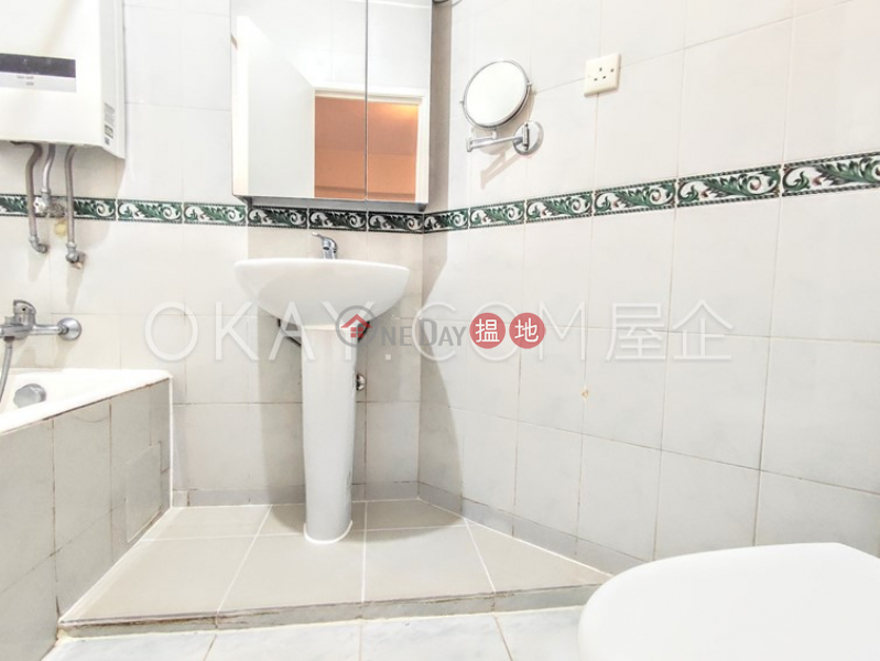 HK$ 45,000/ month Dragon Court | Wan Chai District Popular 3 bedroom in Tai Hang | Rental