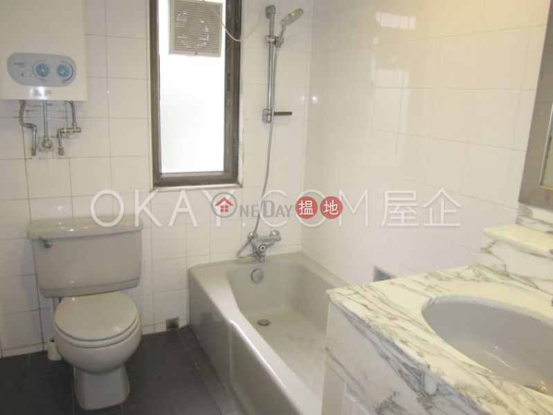 HK$ 95,000/ month | 1a Robinson Road | Central District Unique 4 bedroom with balcony & parking | Rental