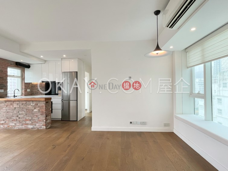 HK$ 44,000/ month Cherry Crest, Central District Tasteful 3 bedroom with balcony | Rental