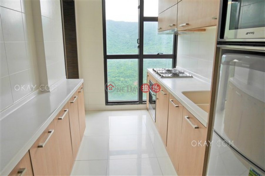 HK$ 30M Pacific View Southern District Lovely 2 bedroom on high floor with sea views & balcony | For Sale