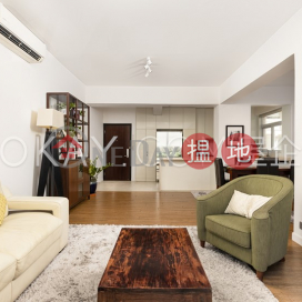 Lovely 3 bedroom with parking | For Sale