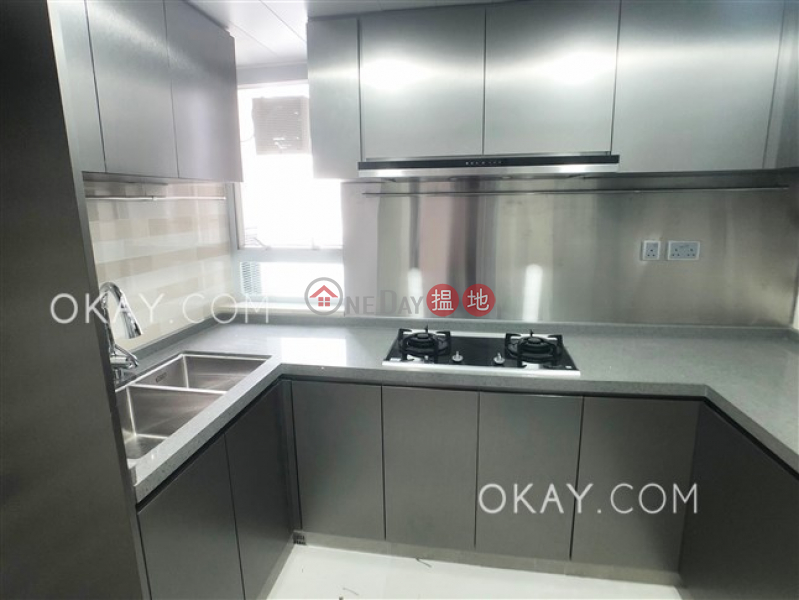 HK$ 55,000/ month Block 3 Kwun Fai Mansion Sites A Lei King Wan Eastern District | Rare 4 bedroom on high floor with sea views & balcony | Rental