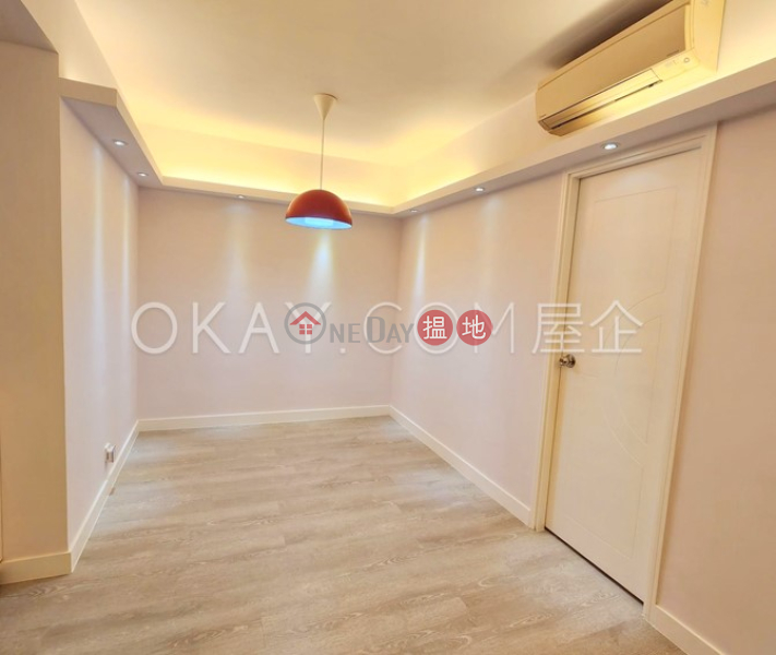 Generous 1 bedroom in Sai Ying Pun | Rental | Elite\'s Place 俊陞華庭 Rental Listings