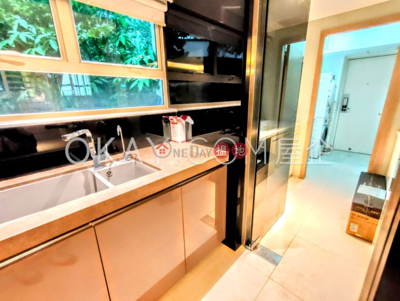 HK$ 75M, May Tower 1 Central District | Stylish 3 bedroom with balcony | For Sale