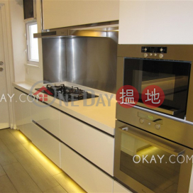 Luxurious 2 bed on high floor with harbour views | Rental | Riviera Mansion 海濱大廈 _0