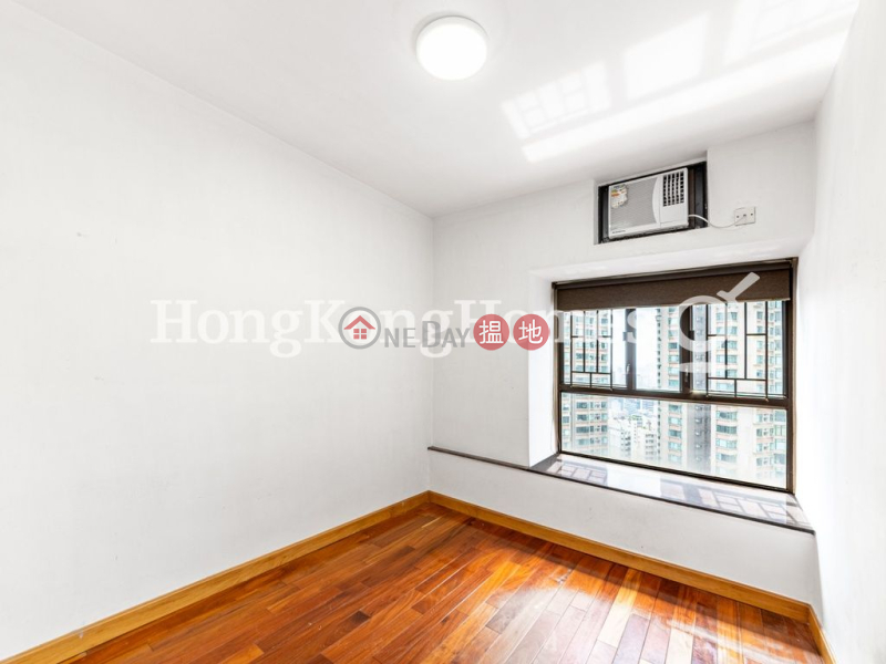Property Search Hong Kong | OneDay | Residential | Rental Listings | 3 Bedroom Family Unit for Rent at Blessings Garden